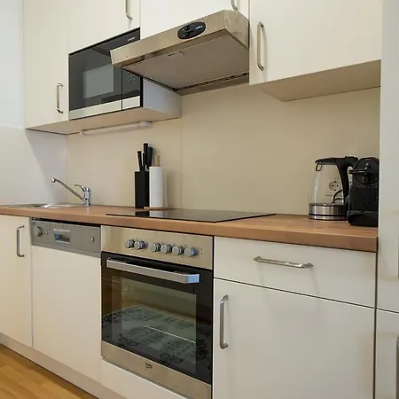 Brand-New Apartment With A Breathtaking Design Located Right Near Belvedere Castle, 15 Minutes From City Centre Wenen Buitenkant foto
