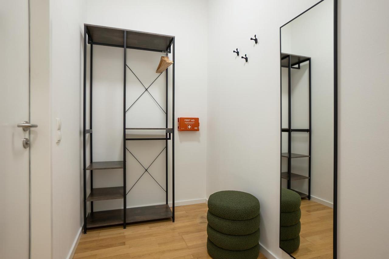 Brand-new With A Breathtaking Design Located Right Near Belvedere Castle, 15 Minutes From Centre Appartamento